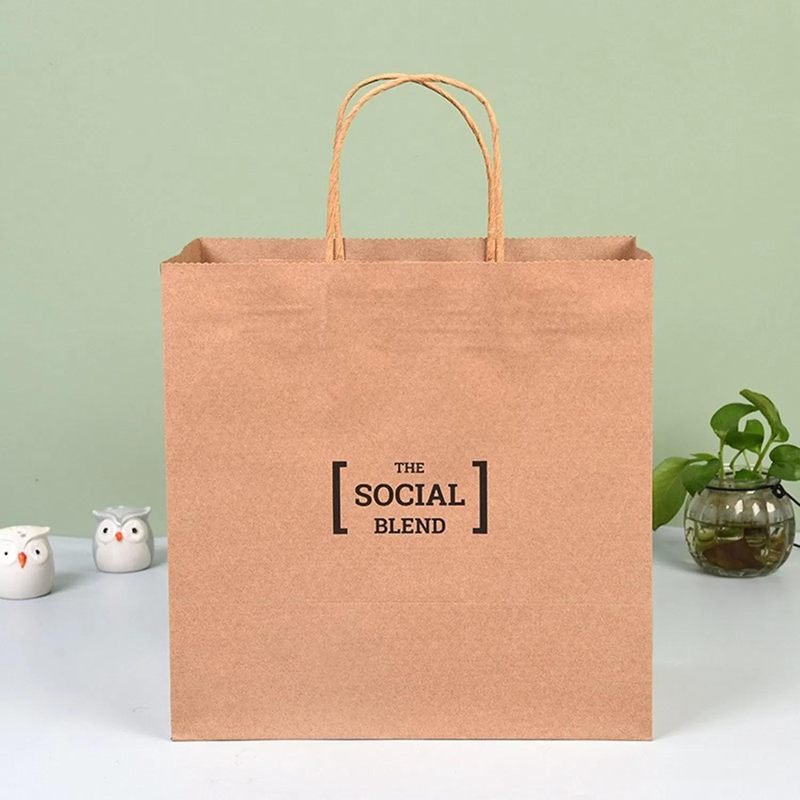 Eco-friendly custom printed brown kraft paper shopping bags with handles