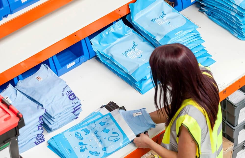 Custom Poly Mailers Manufacturing Solutions for B2B Wholesale