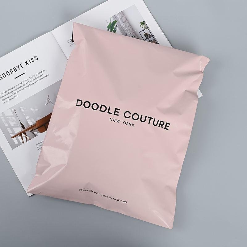 Custom printed poly mailer express shipping bags for clothing and apparel packaging