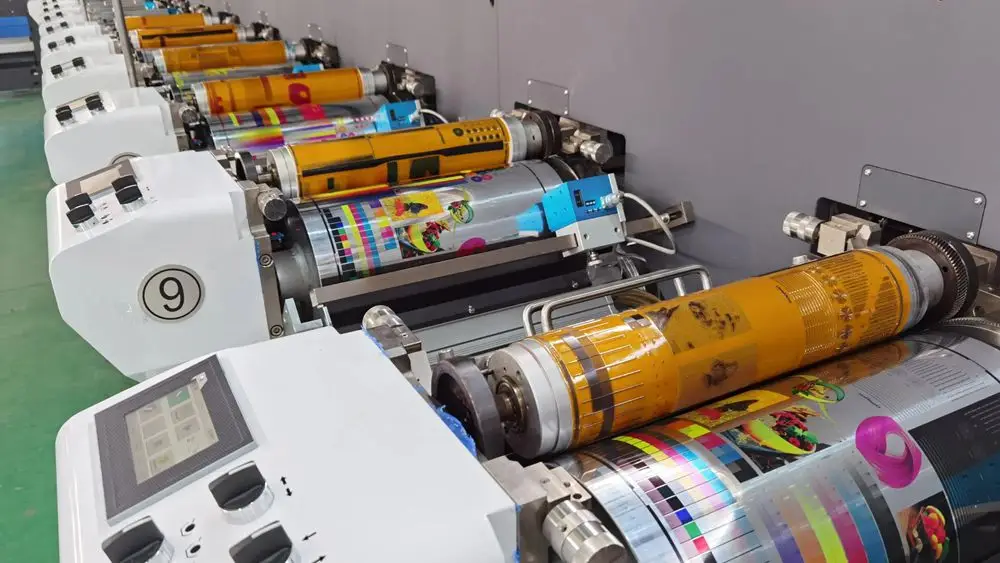 Custom poly mailers flexographic printing production