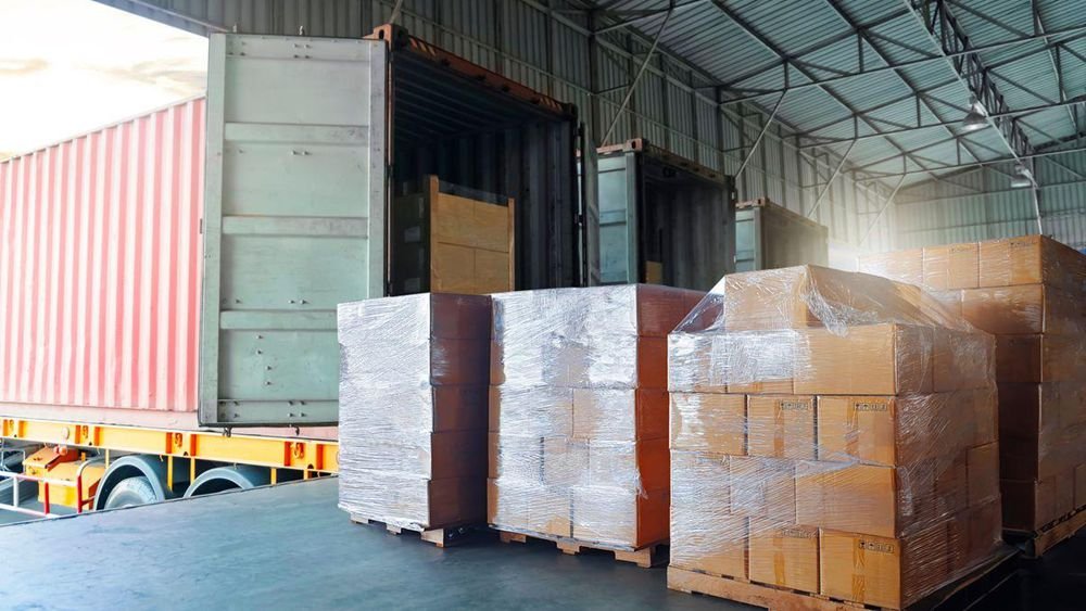 Custom poly mailers packaging global shipping